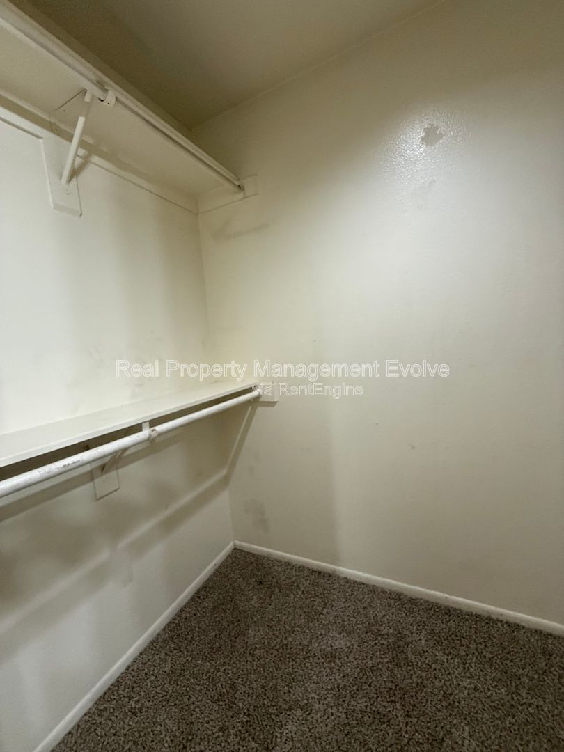 Gallery Image 20
