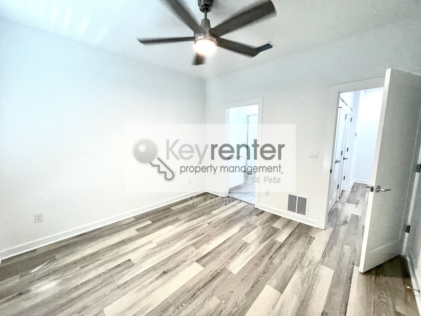 Gallery Image 19