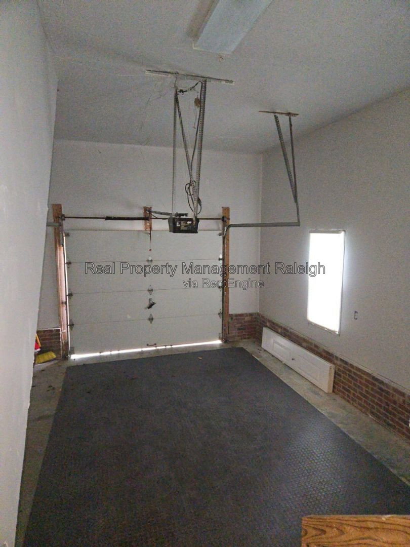 Gallery Image 16