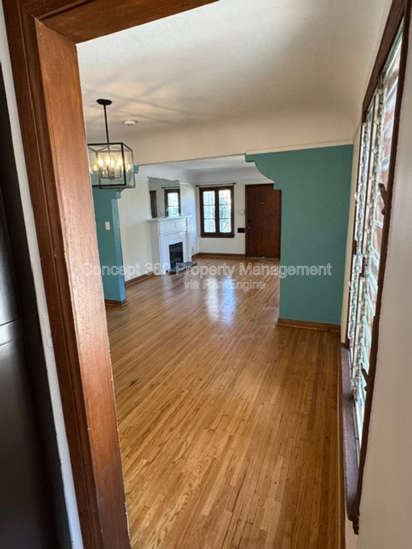 Gallery Image 33
