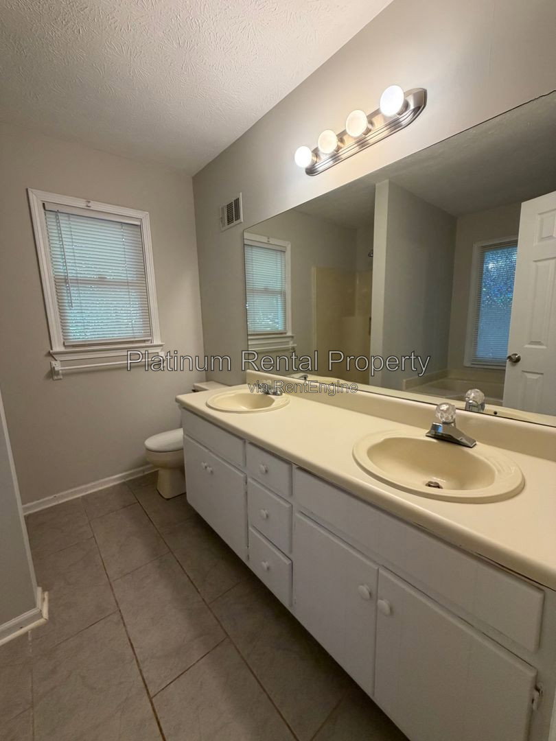 Gallery Image 21