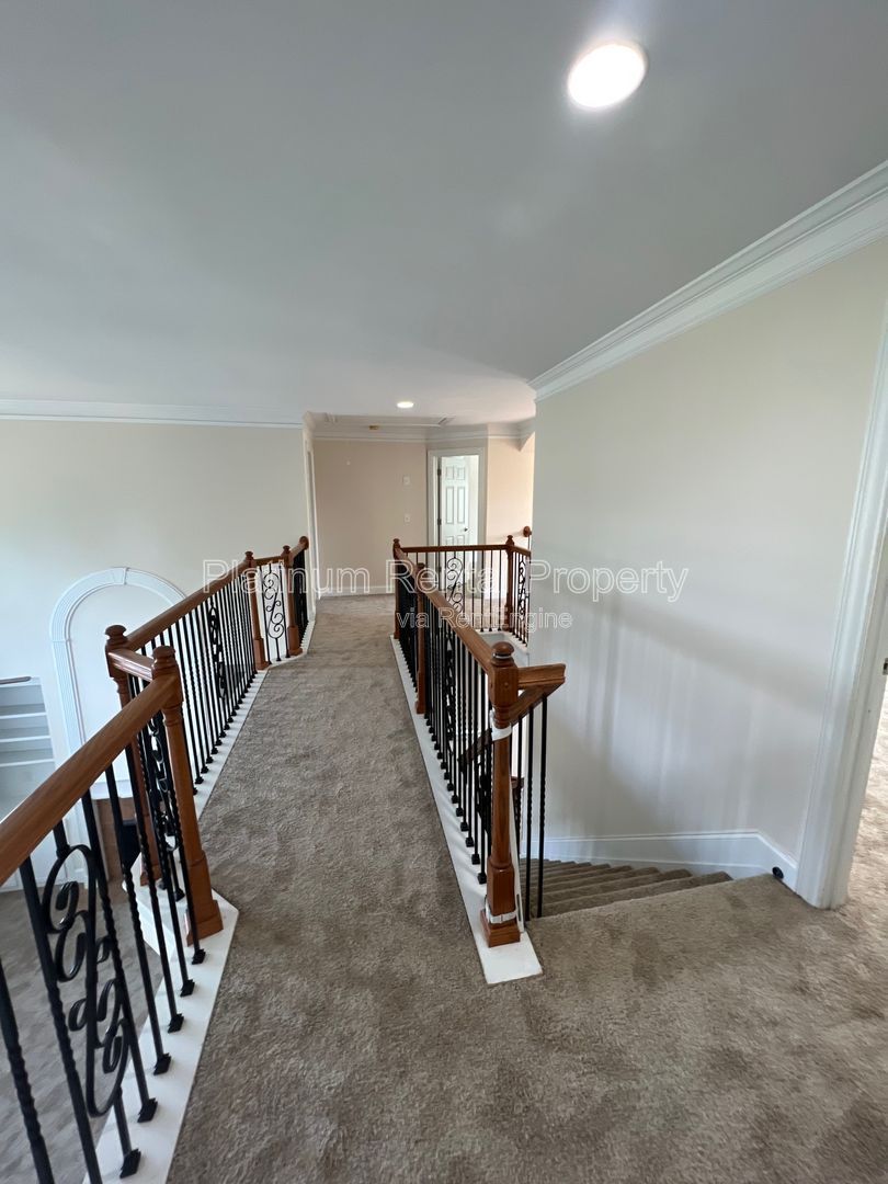 Gallery Image 21
