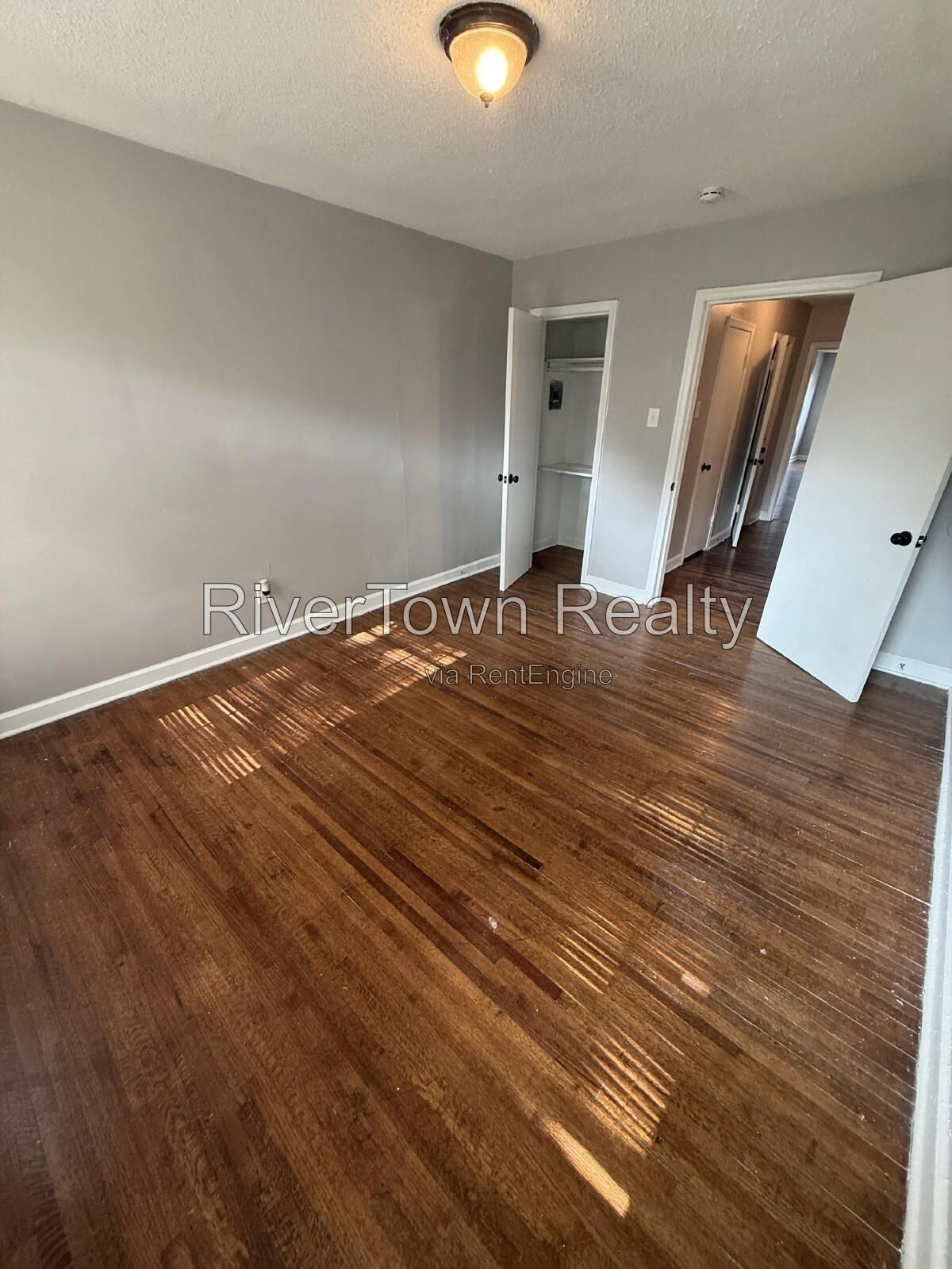 Gallery Image 16