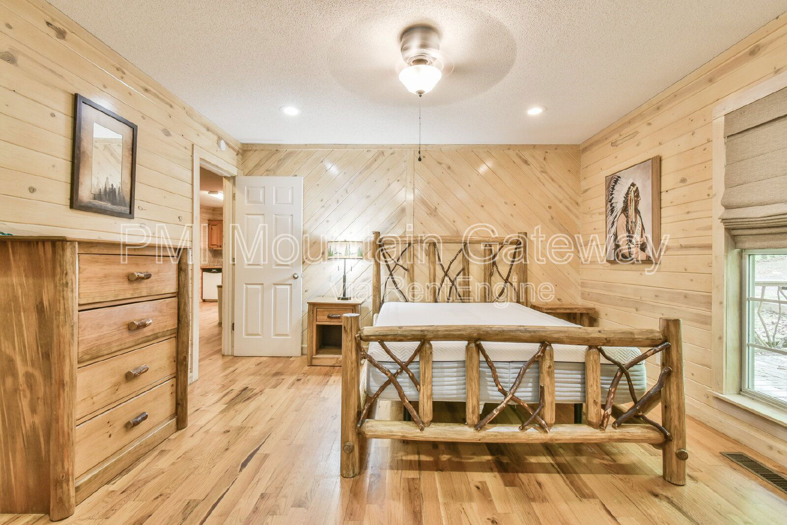 Gallery Image 17