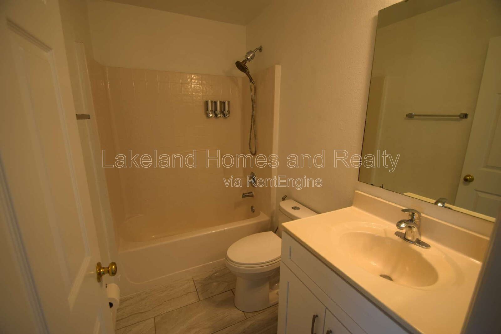 Gallery Image 17