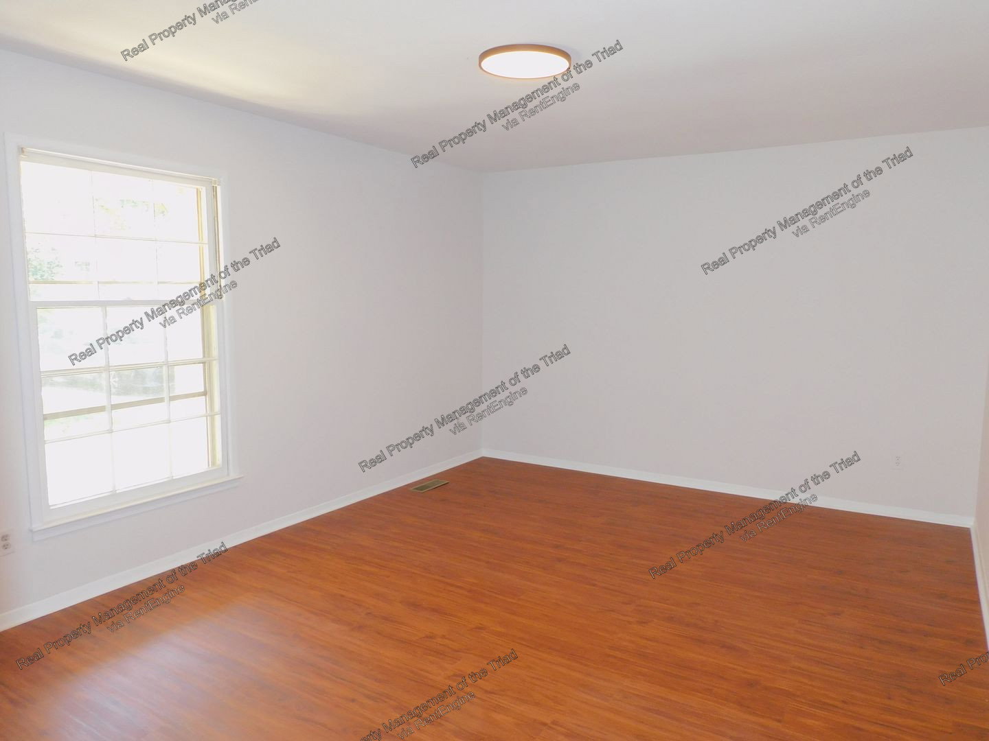 Gallery Image 18