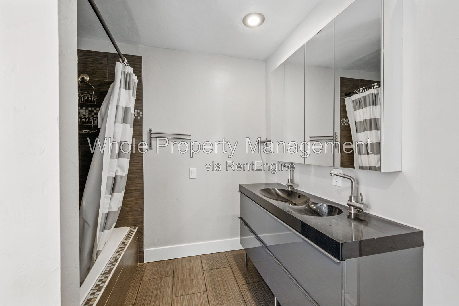 Gallery Image 16