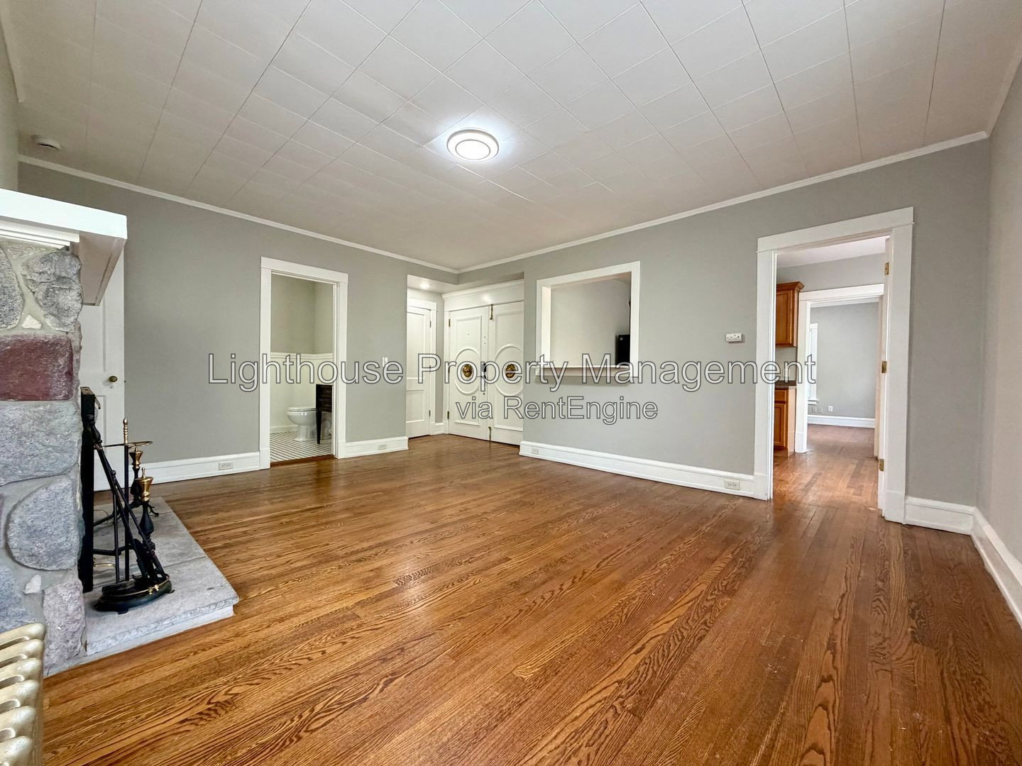 Gallery Image 0