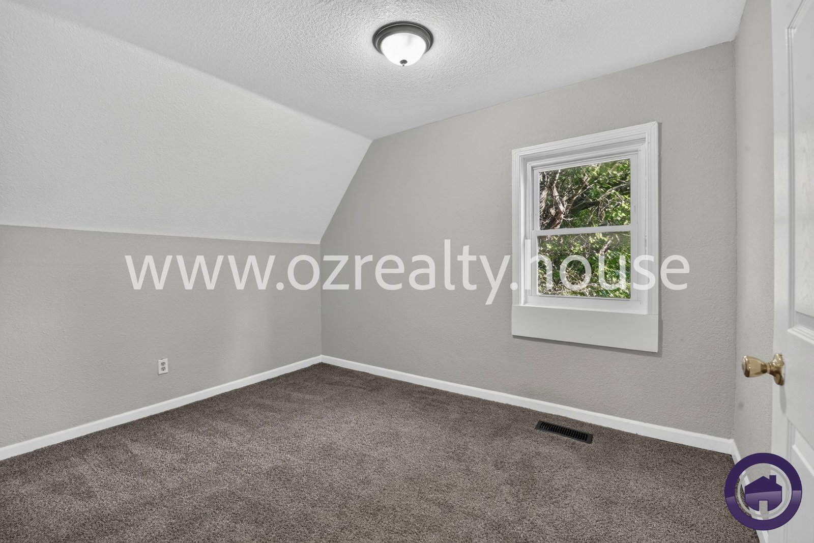 Gallery Image 18