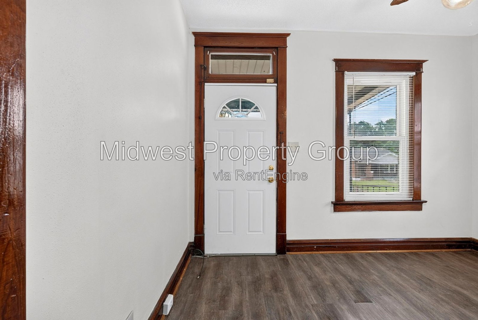 Gallery Image 16