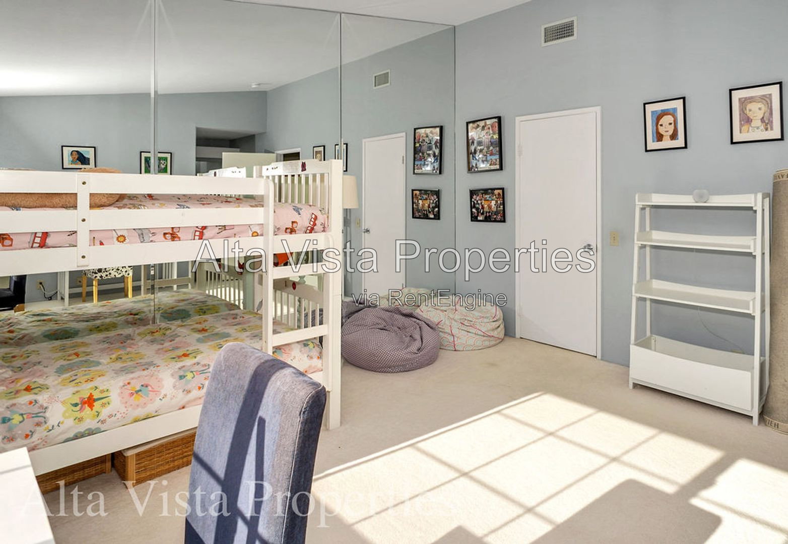 Gallery Image 28
