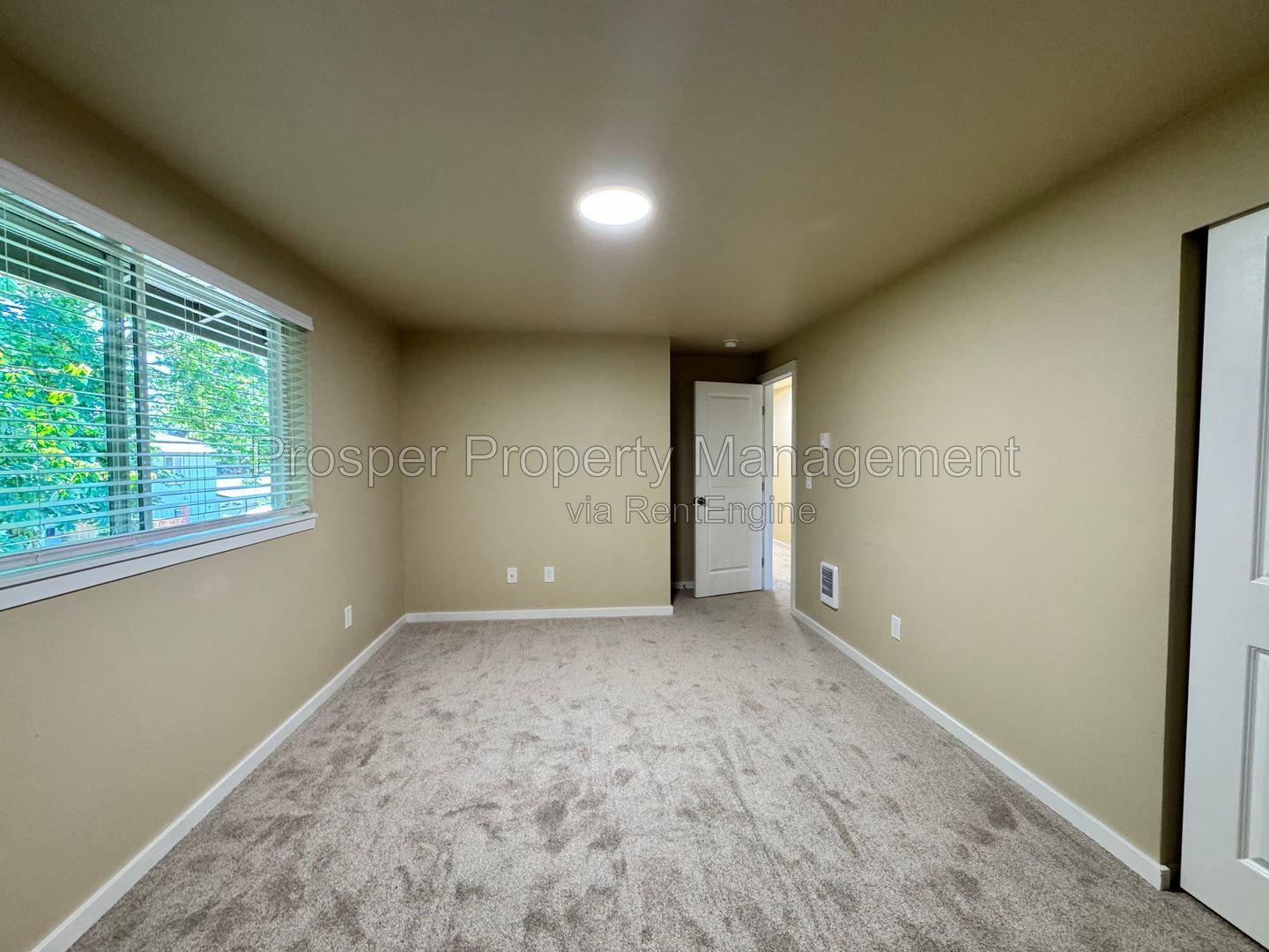 Gallery Image 19
