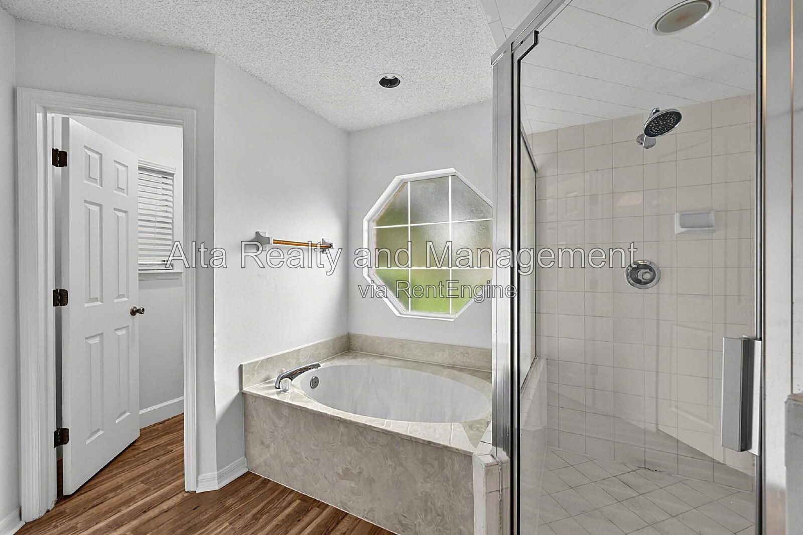Gallery Image 19