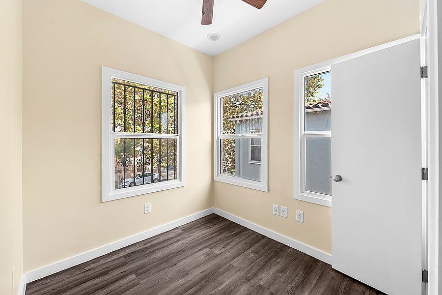 Gallery Image 9