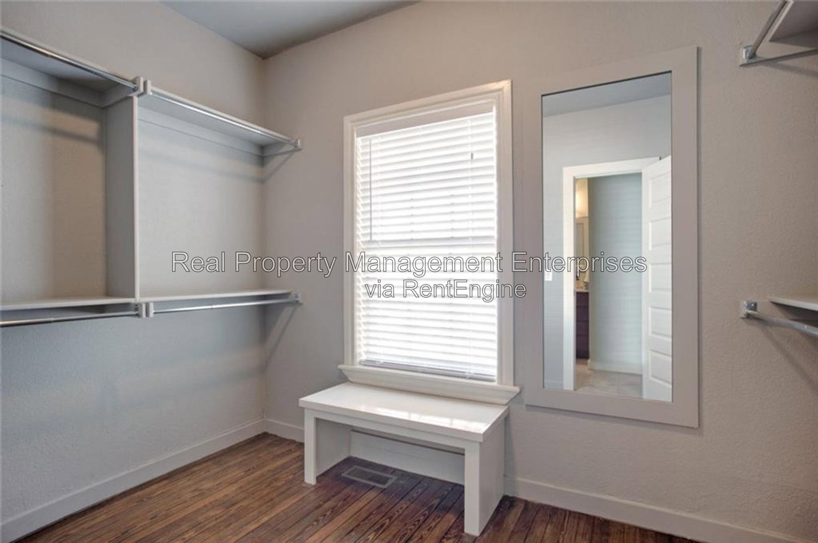 Gallery Image 16