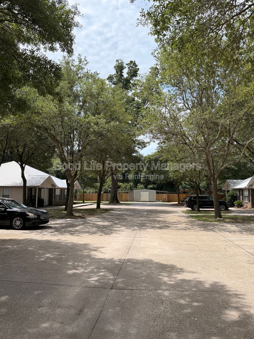 Gallery Image 19