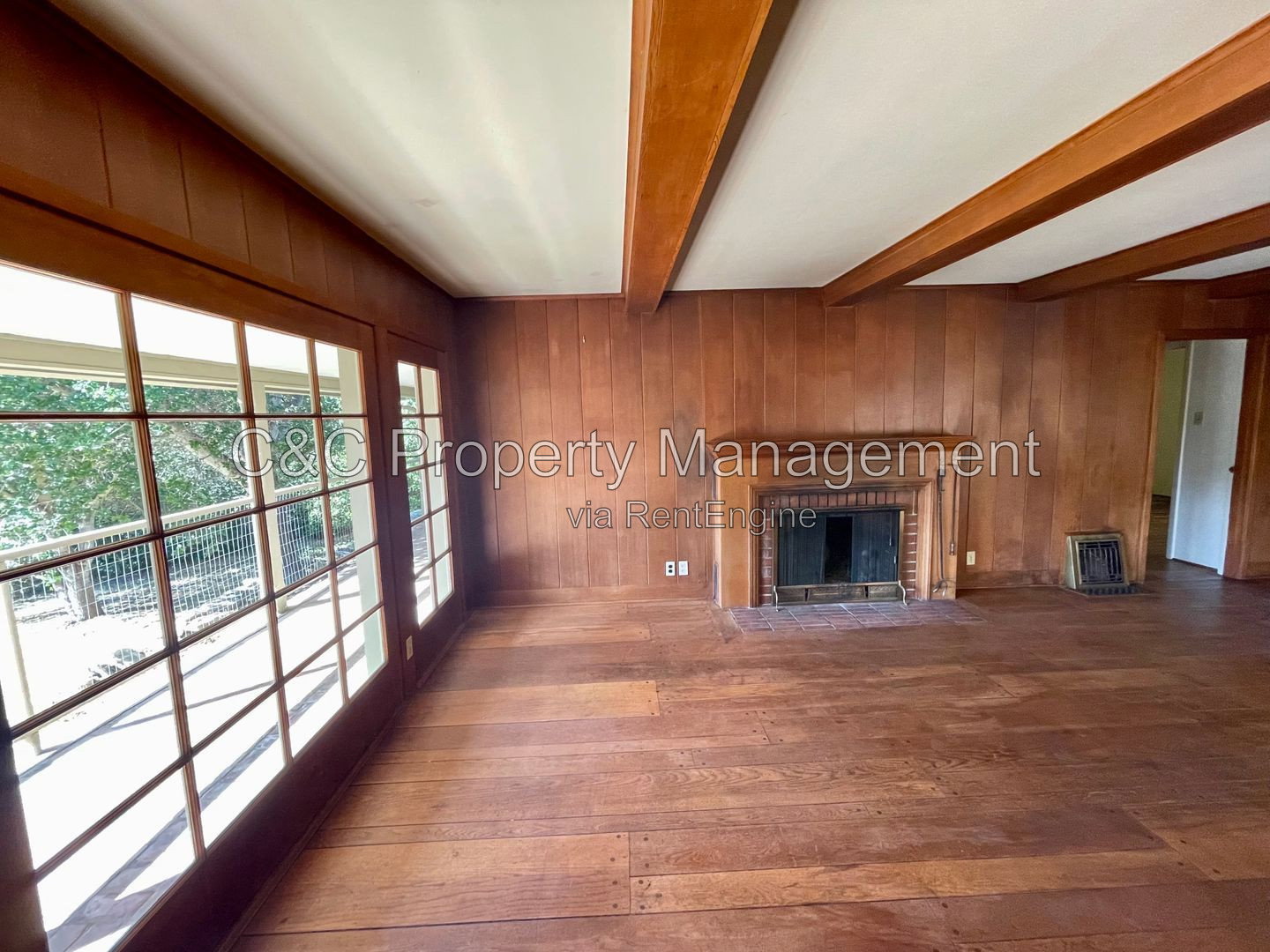Gallery Image 13