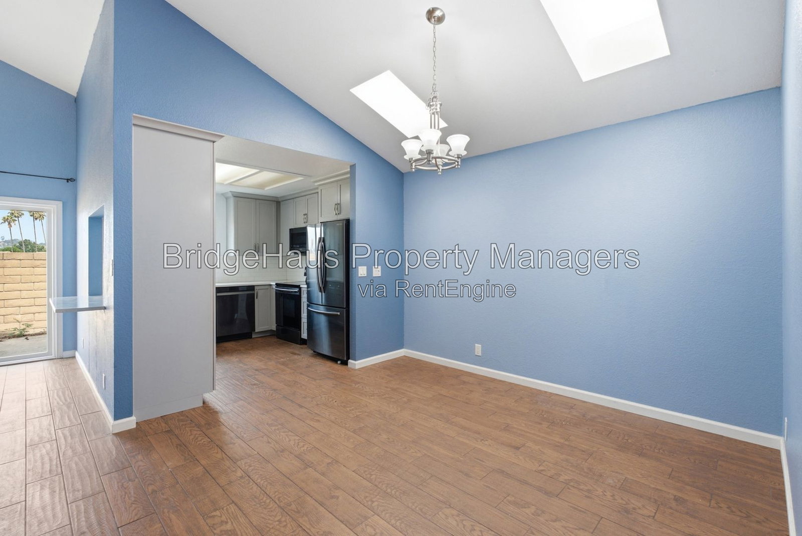 Gallery Image 14