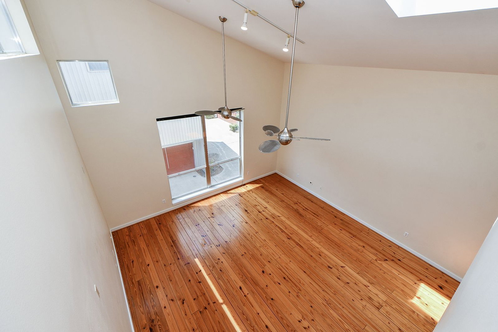 Gallery Image 23