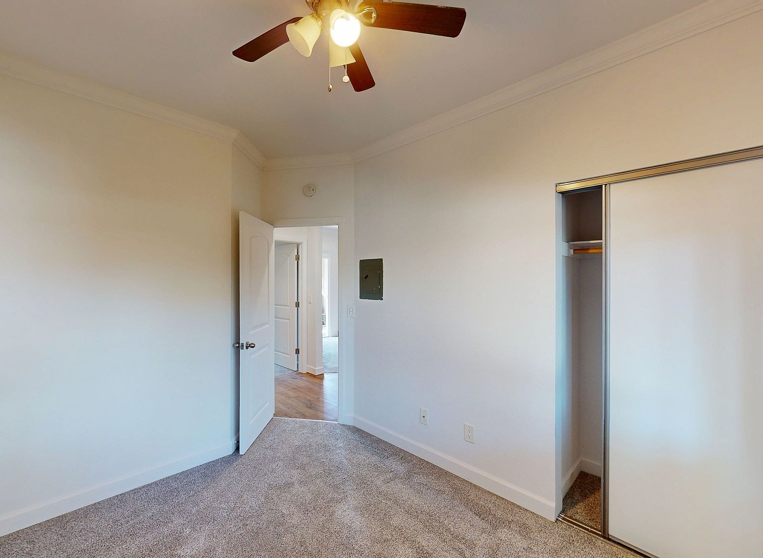 Gallery Image 15