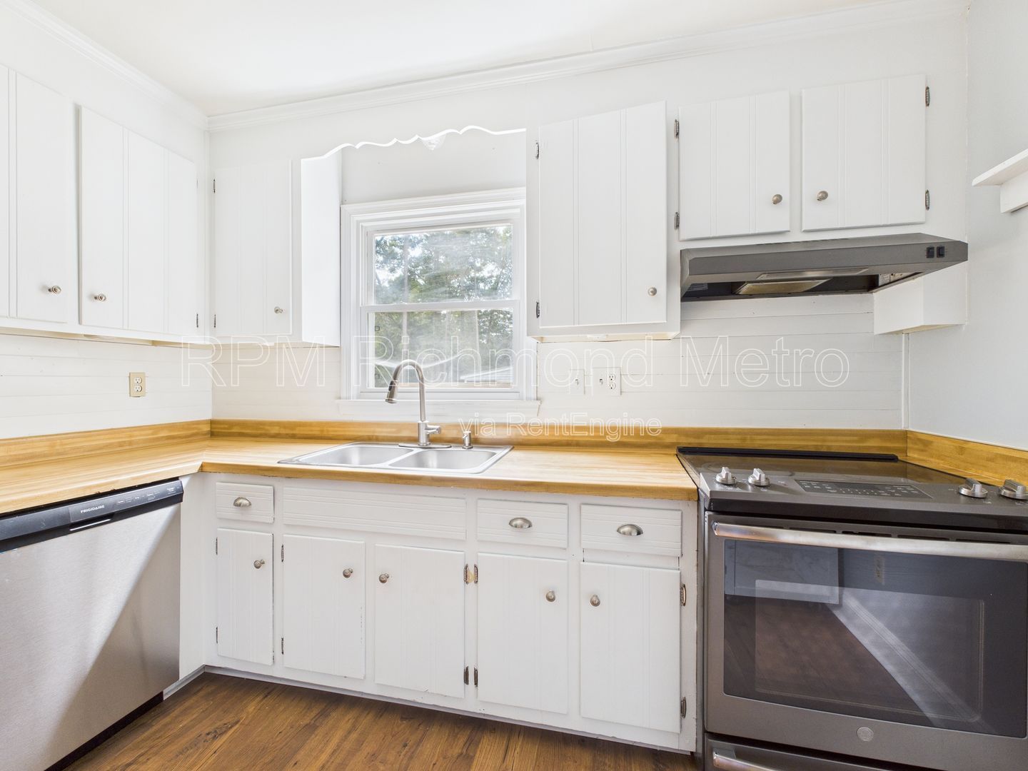 Gallery Image 17