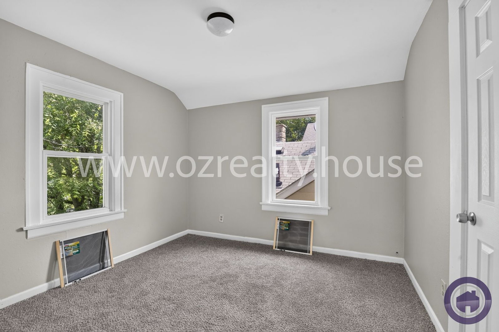 Gallery Image 13
