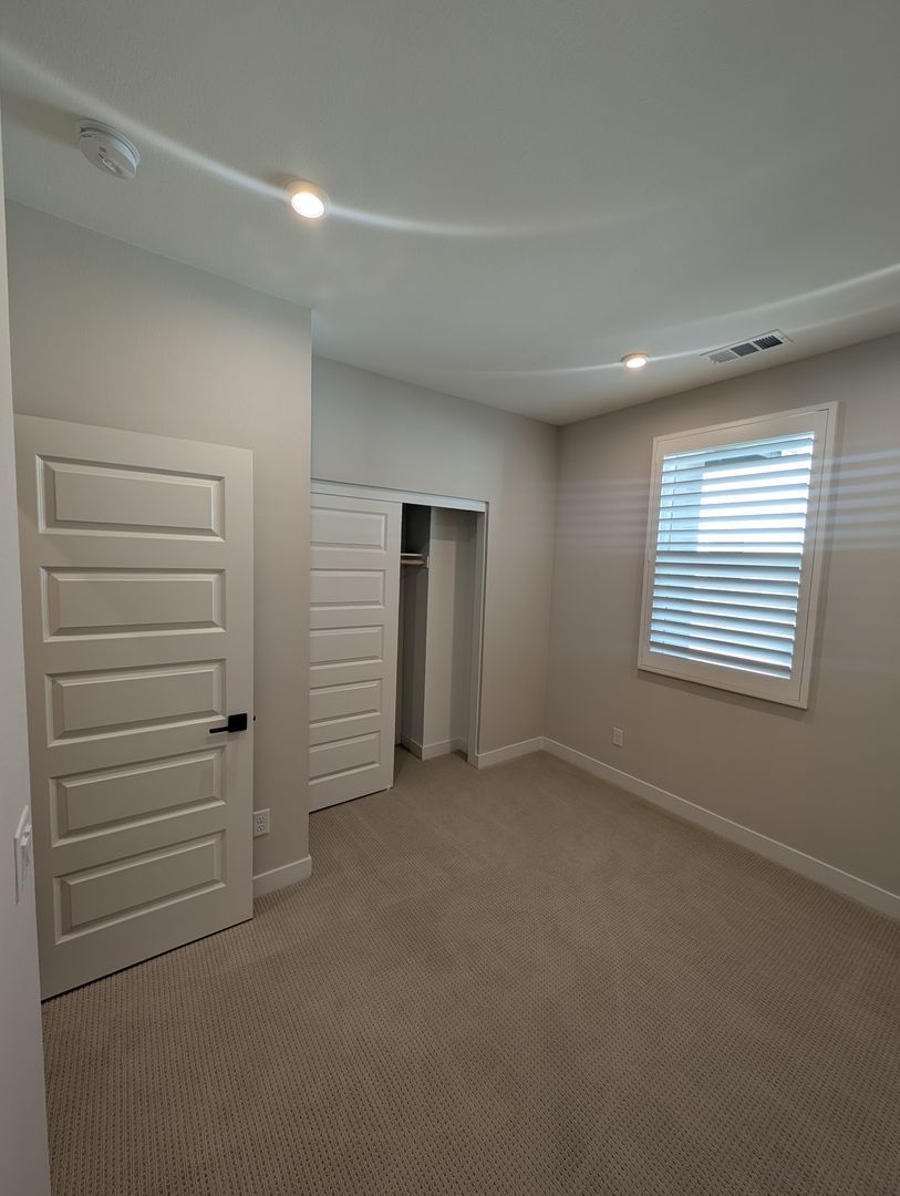 Gallery Image 18