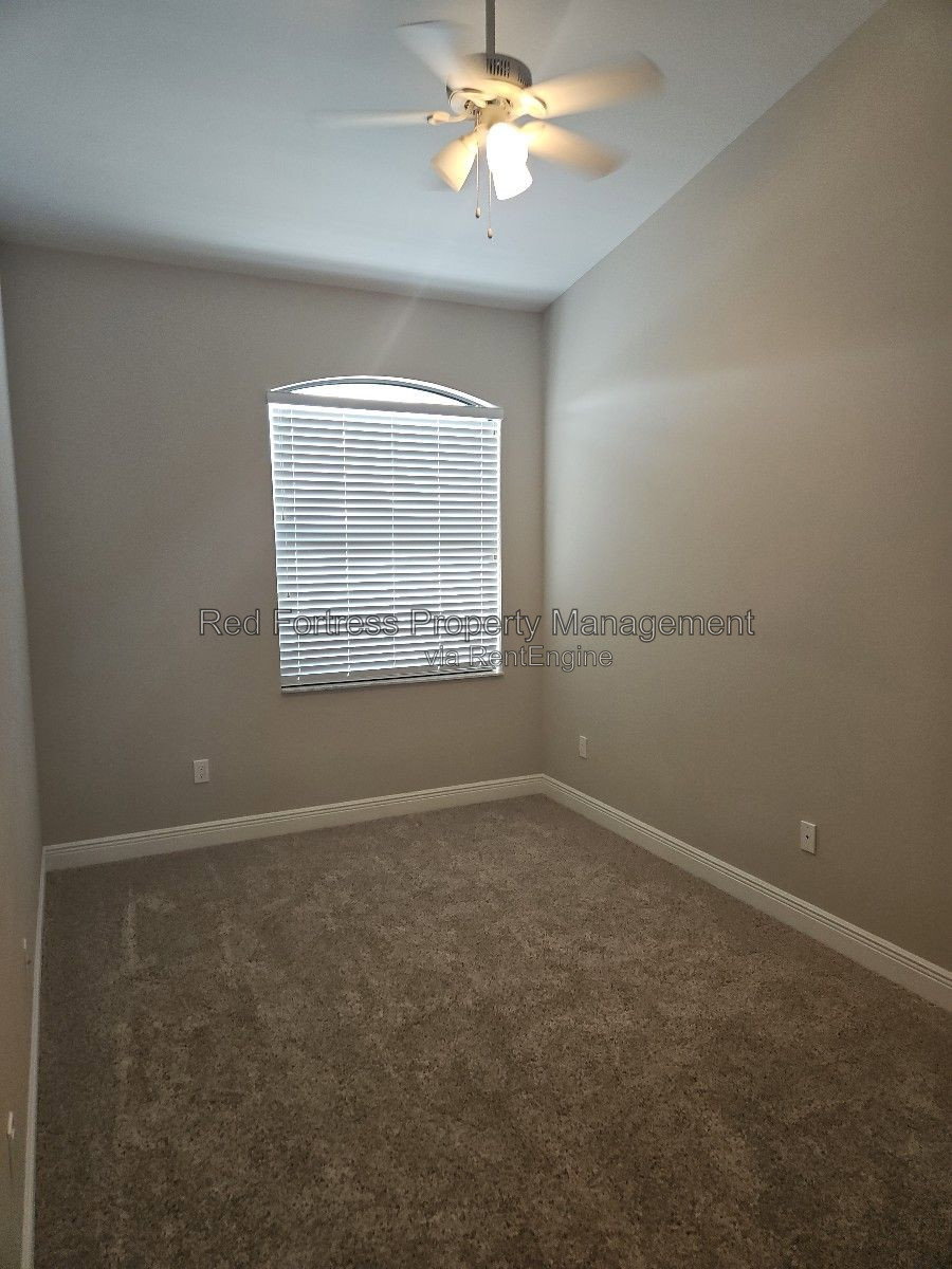 Gallery Image 16