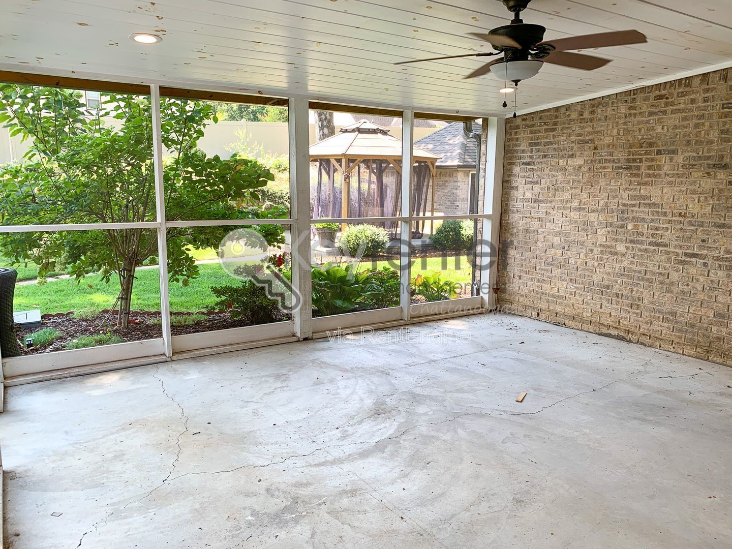 Gallery Image 18