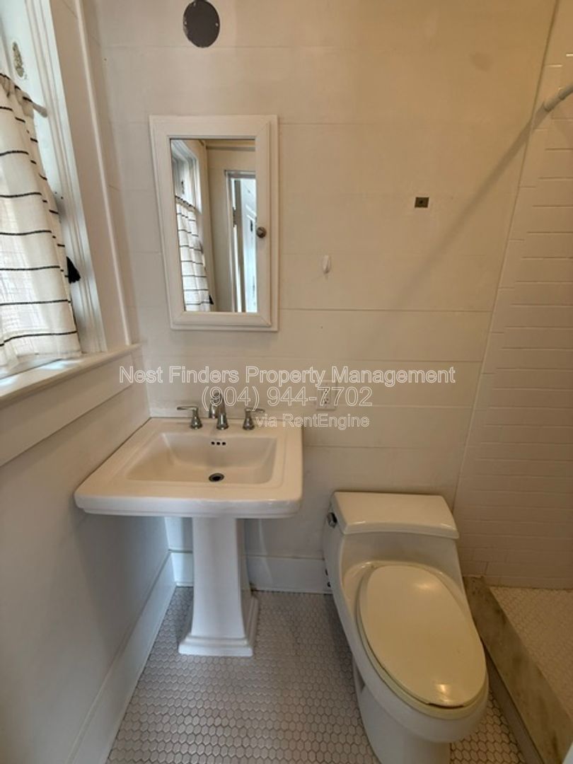 Gallery Image 15