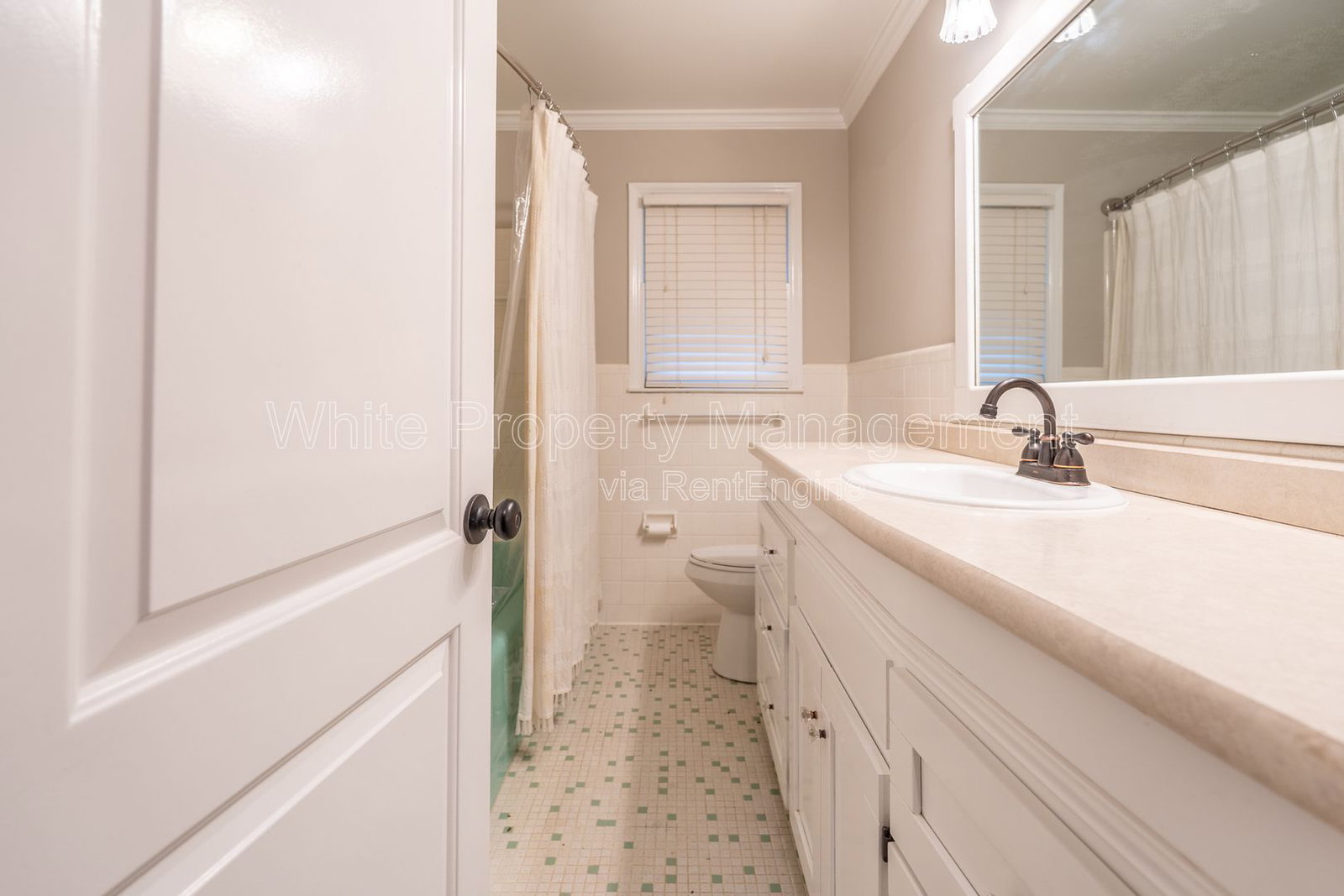 Gallery Image 17