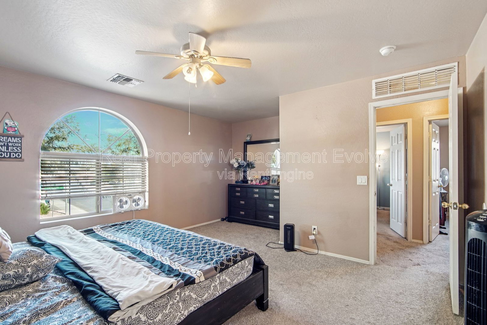 Gallery Image 21