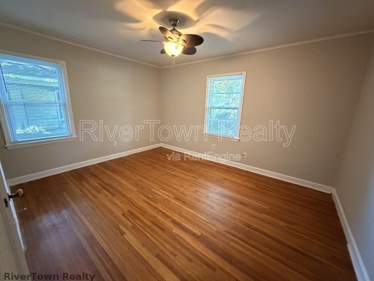 Gallery Image 14
