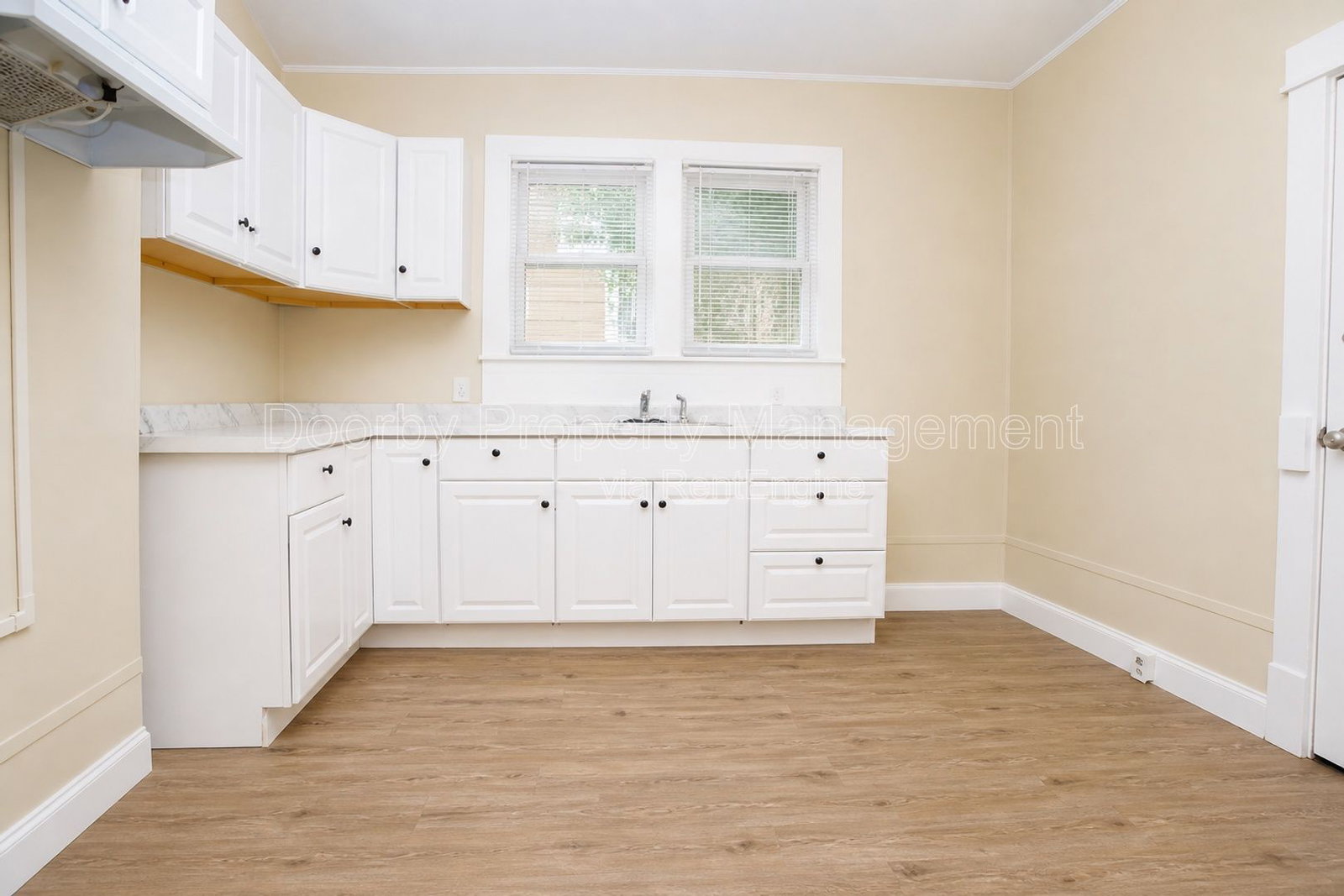 Gallery Image 0