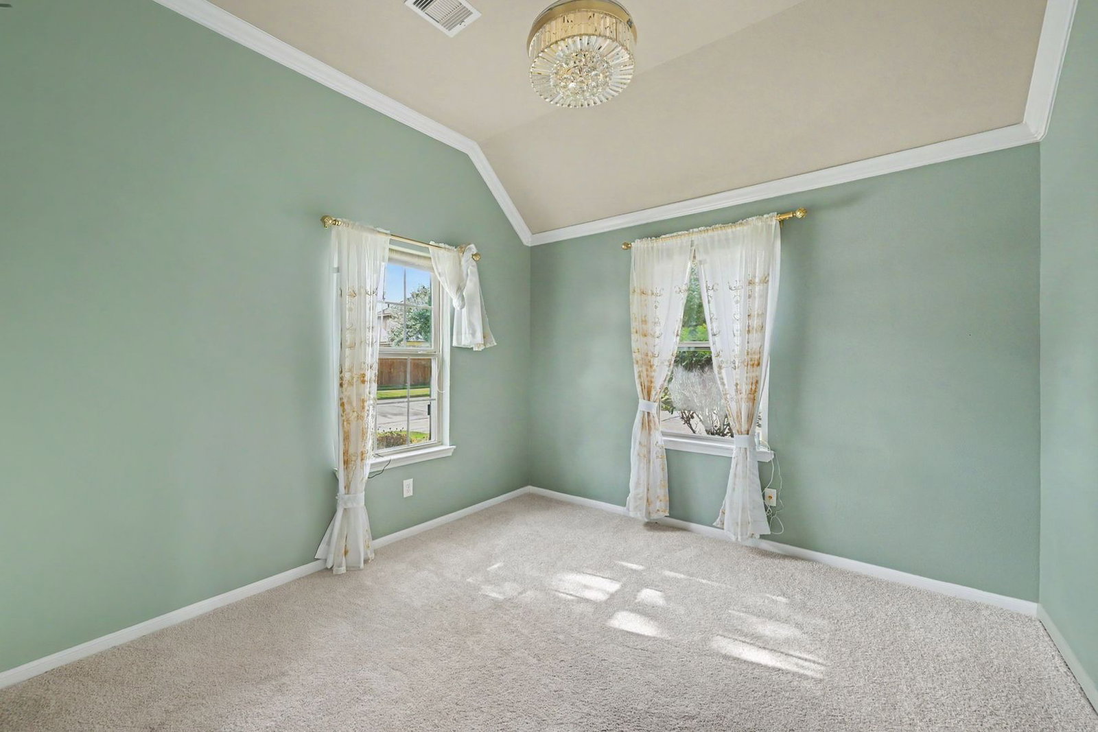 Gallery Image 14