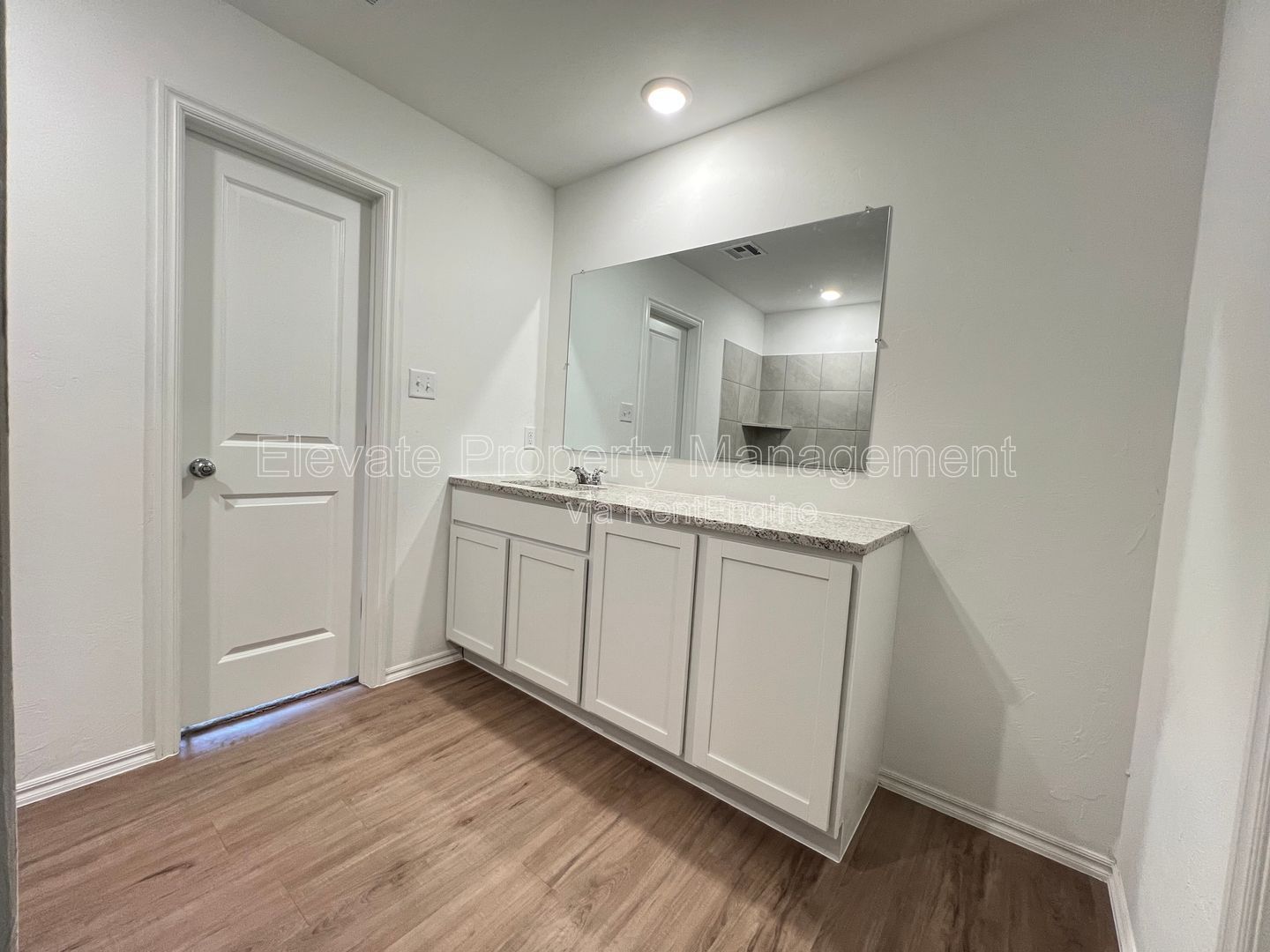 Gallery Image 15