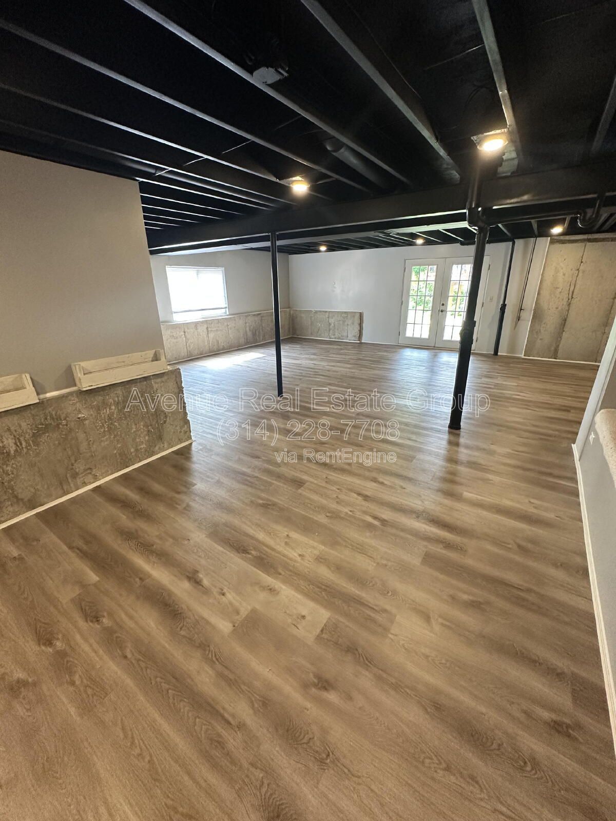 Gallery Image 16