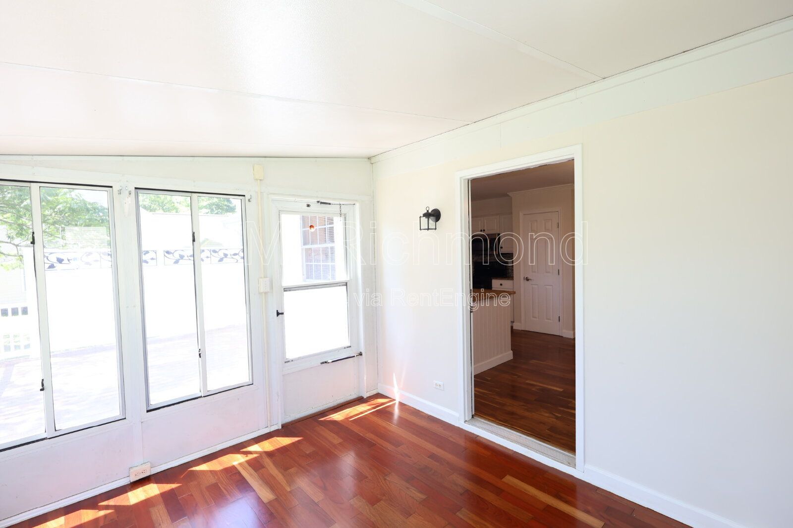 Gallery Image 32