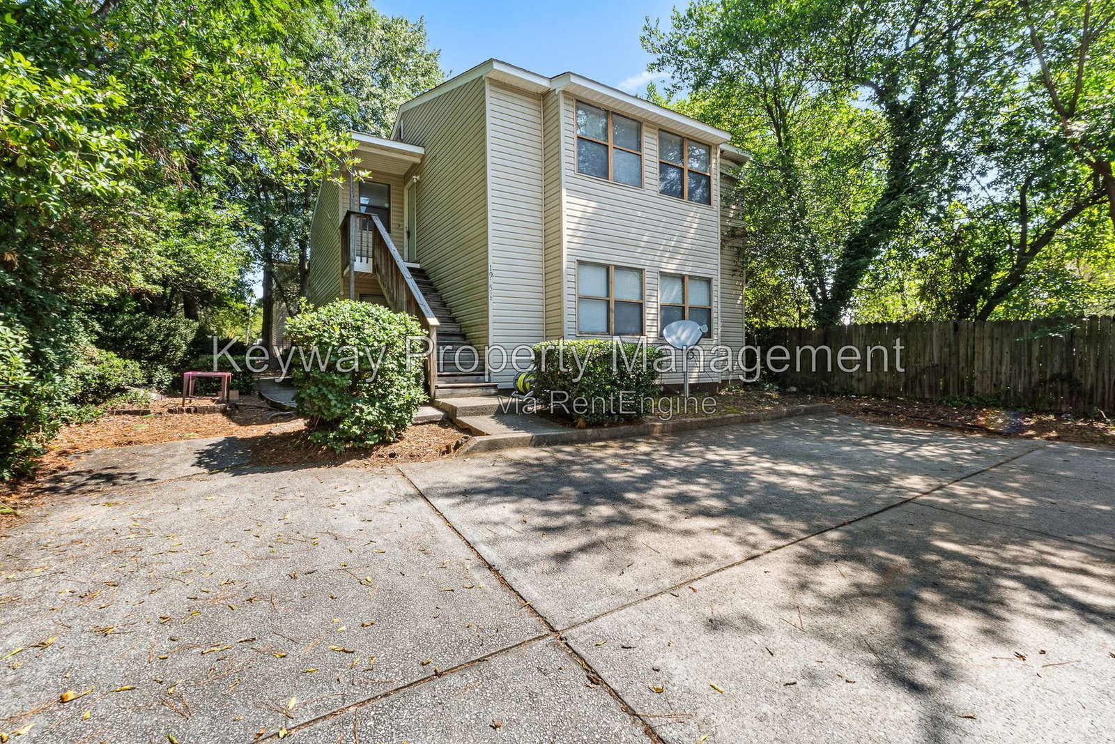 Gallery Image 0