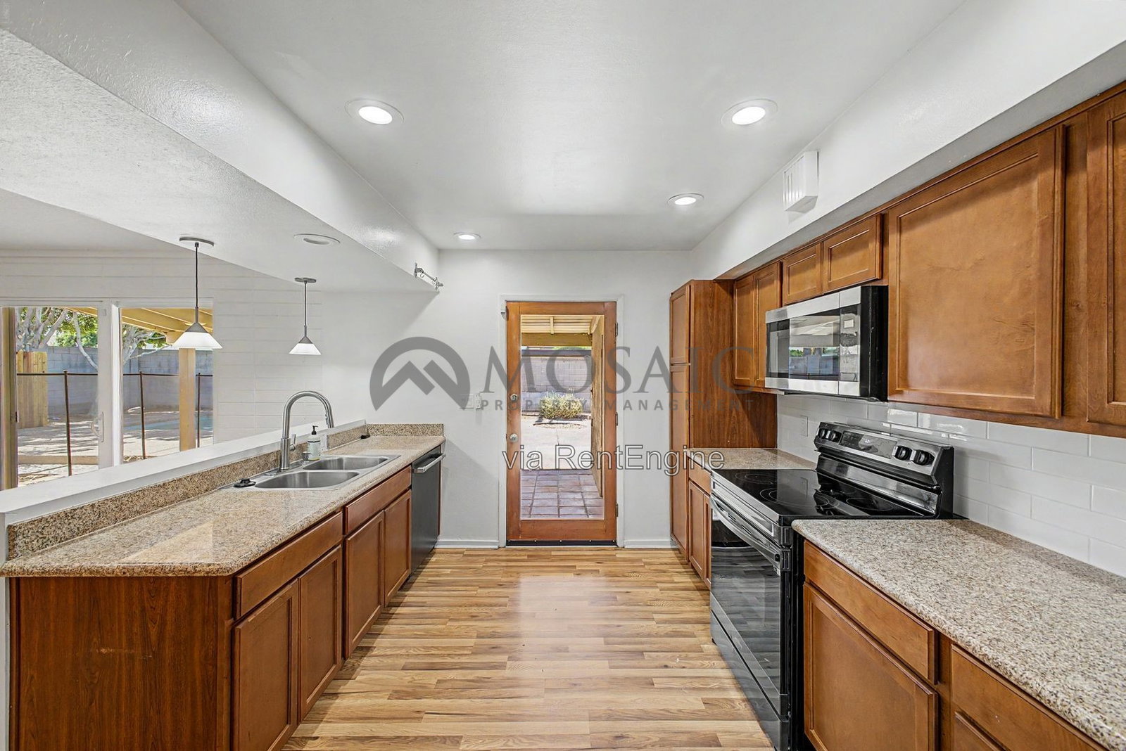 Gallery Image 16