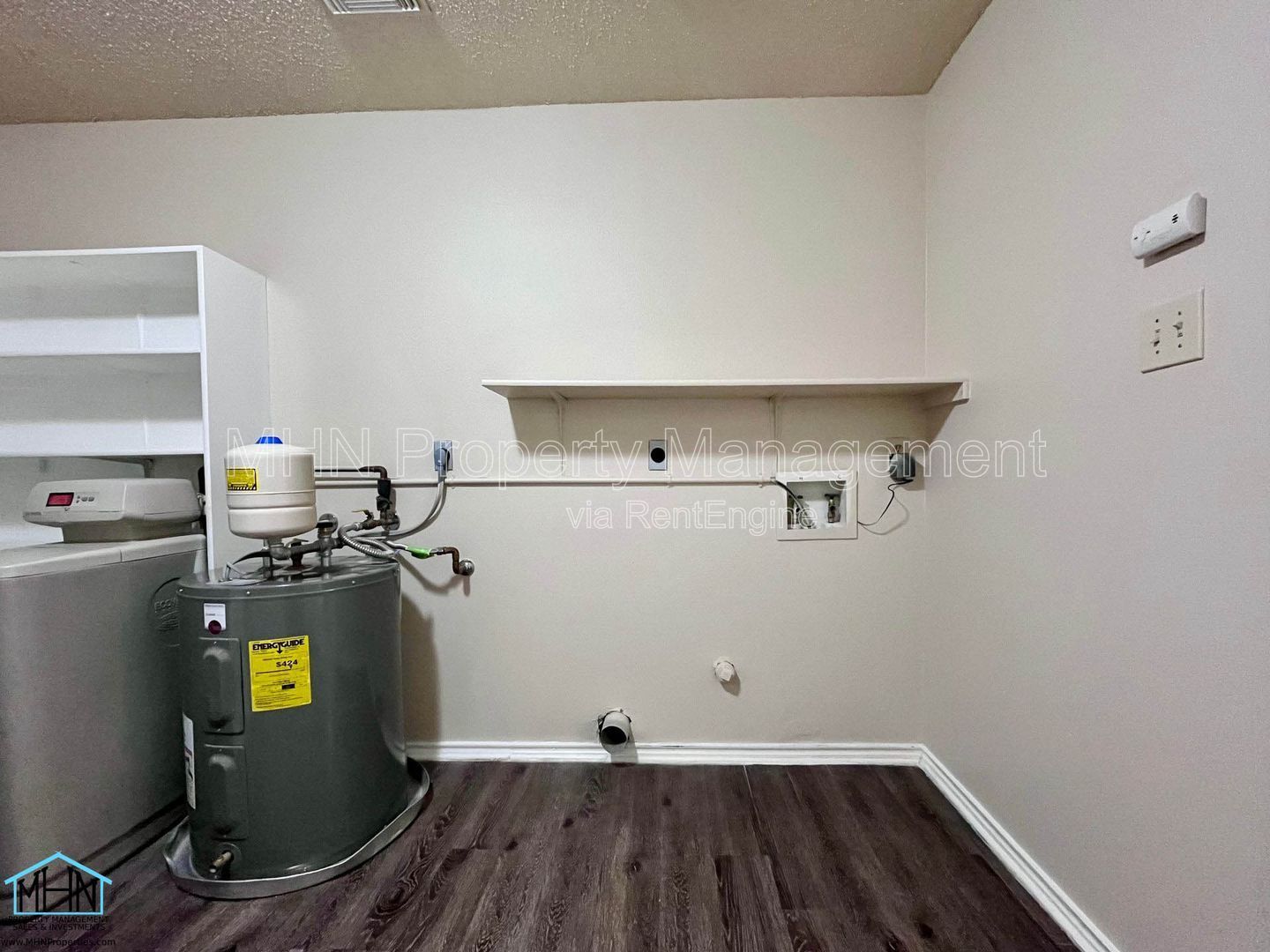 Gallery Image 15