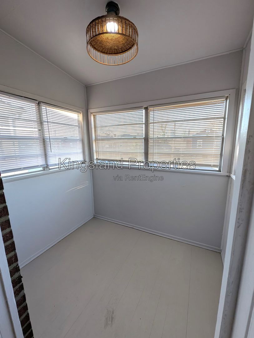 Gallery Image 13