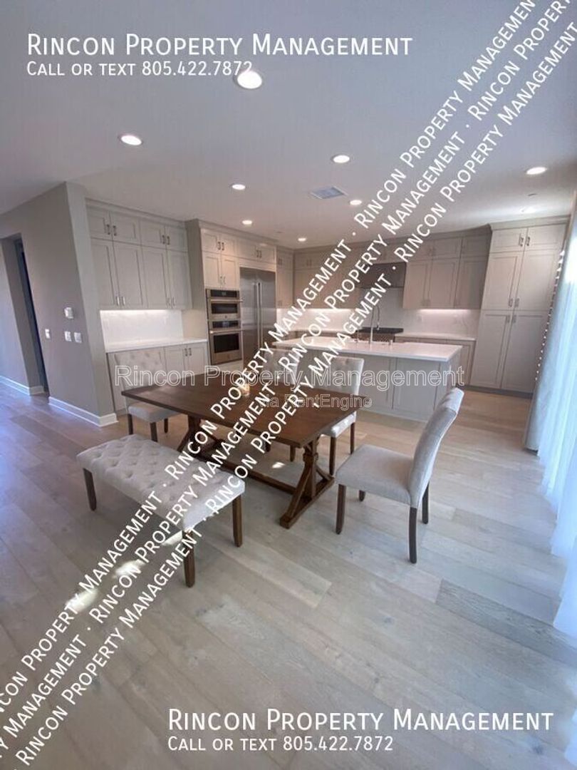 Gallery Image 0