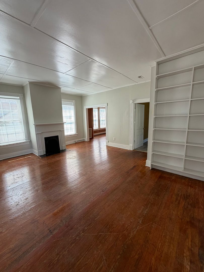 Gallery Image 14