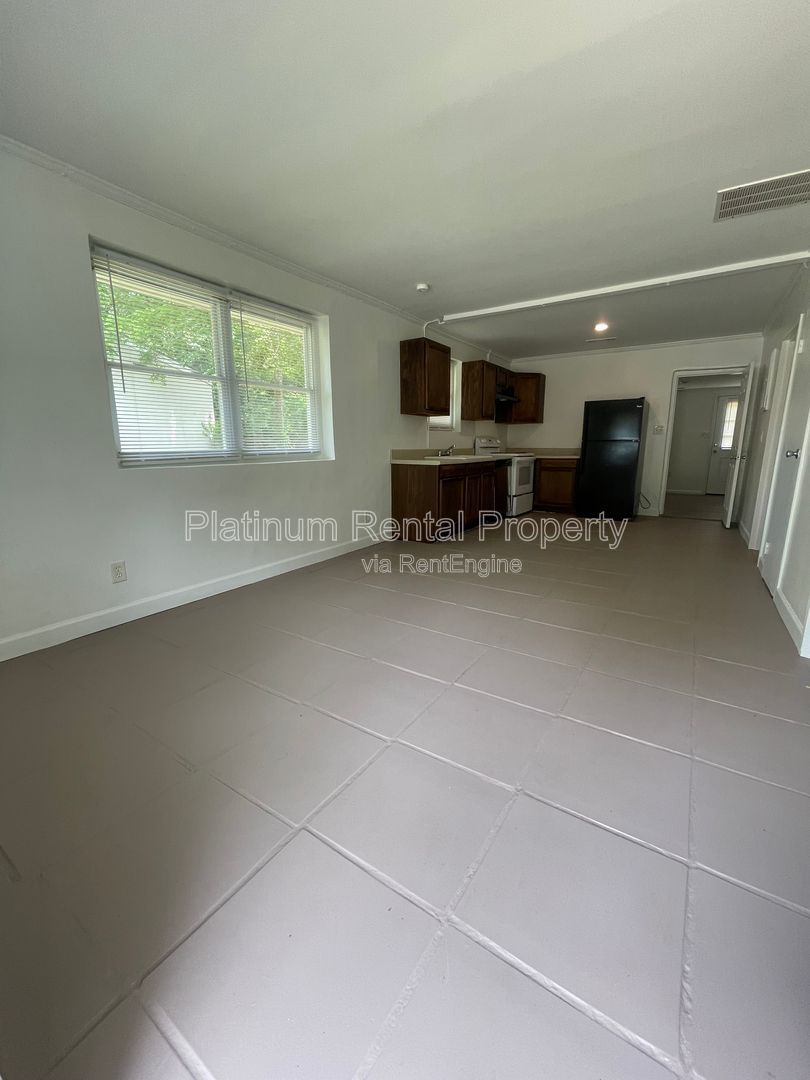 Gallery Image 9