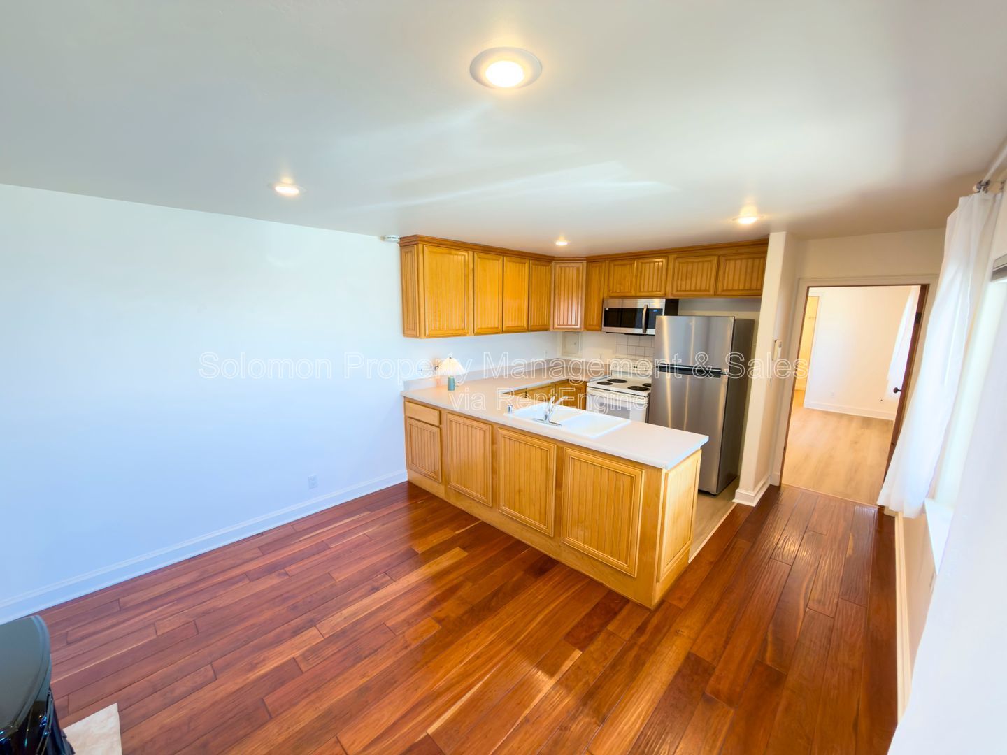 Gallery Image 0