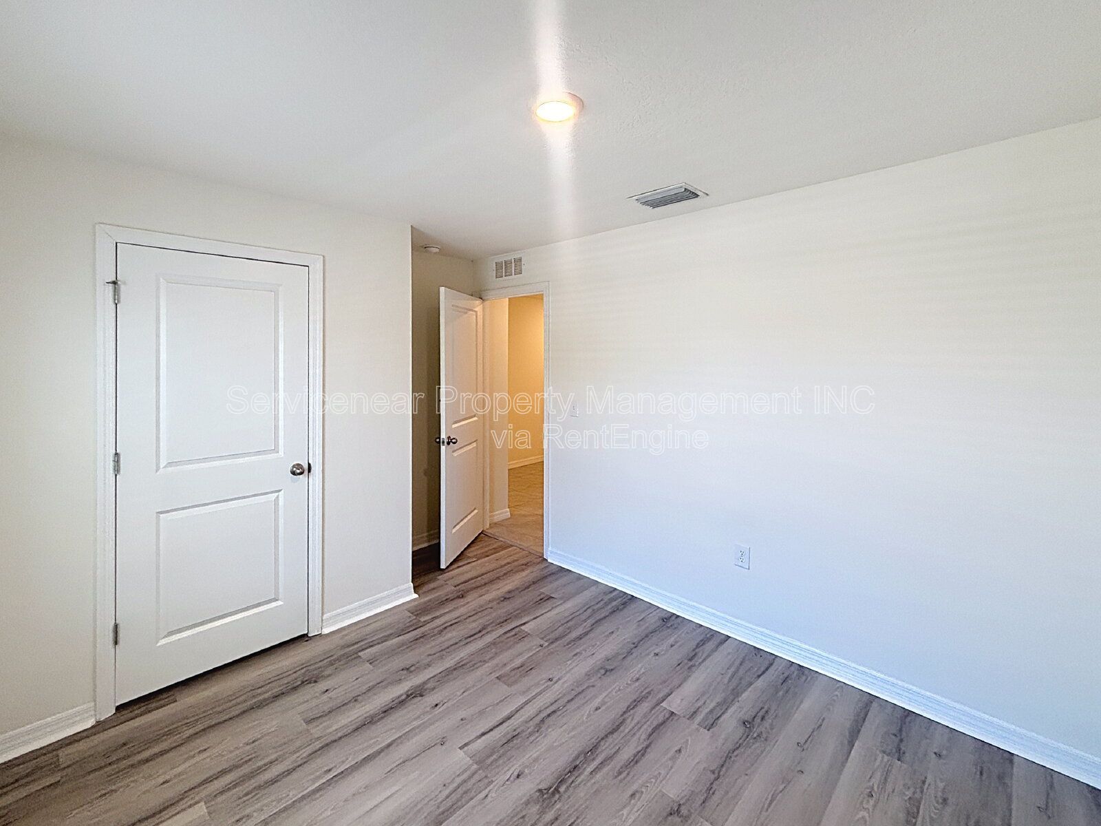 Gallery Image 18