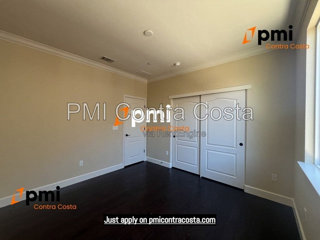 Gallery Image 30