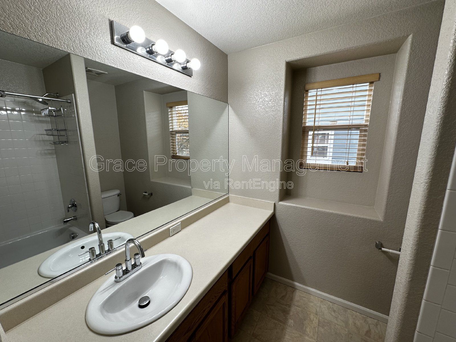 Gallery Image 30
