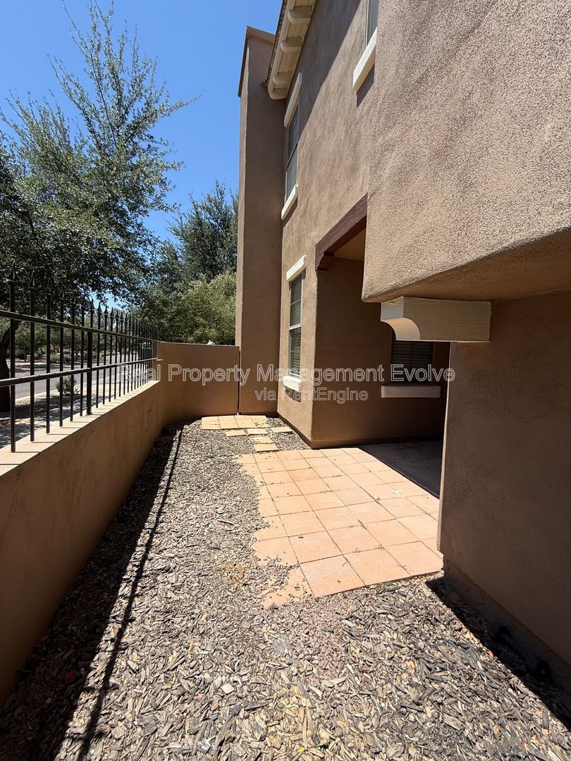 Gallery Image 41